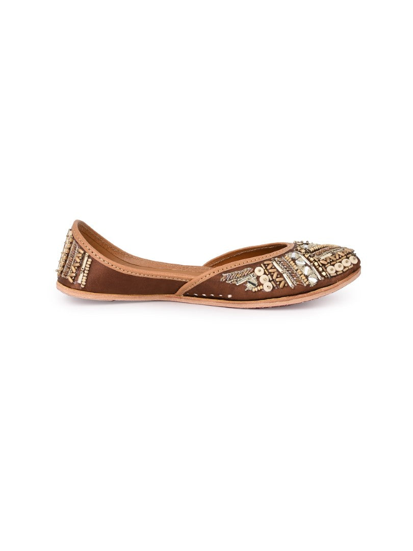 Hand embroidered Bronze jutti